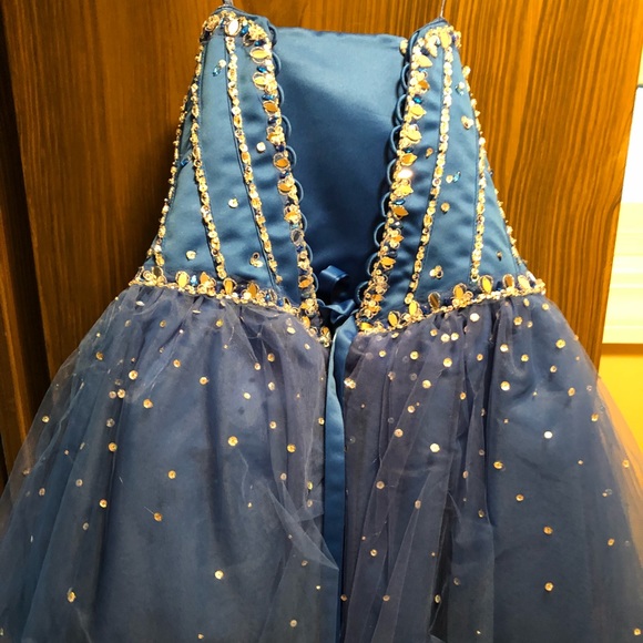 Short Dress - Picture 3 of 3